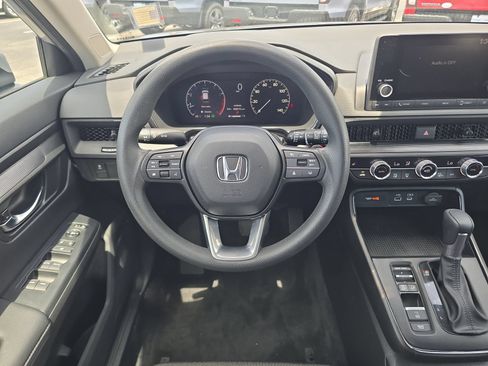 Certified 2024 Honda CR-V EX image 10