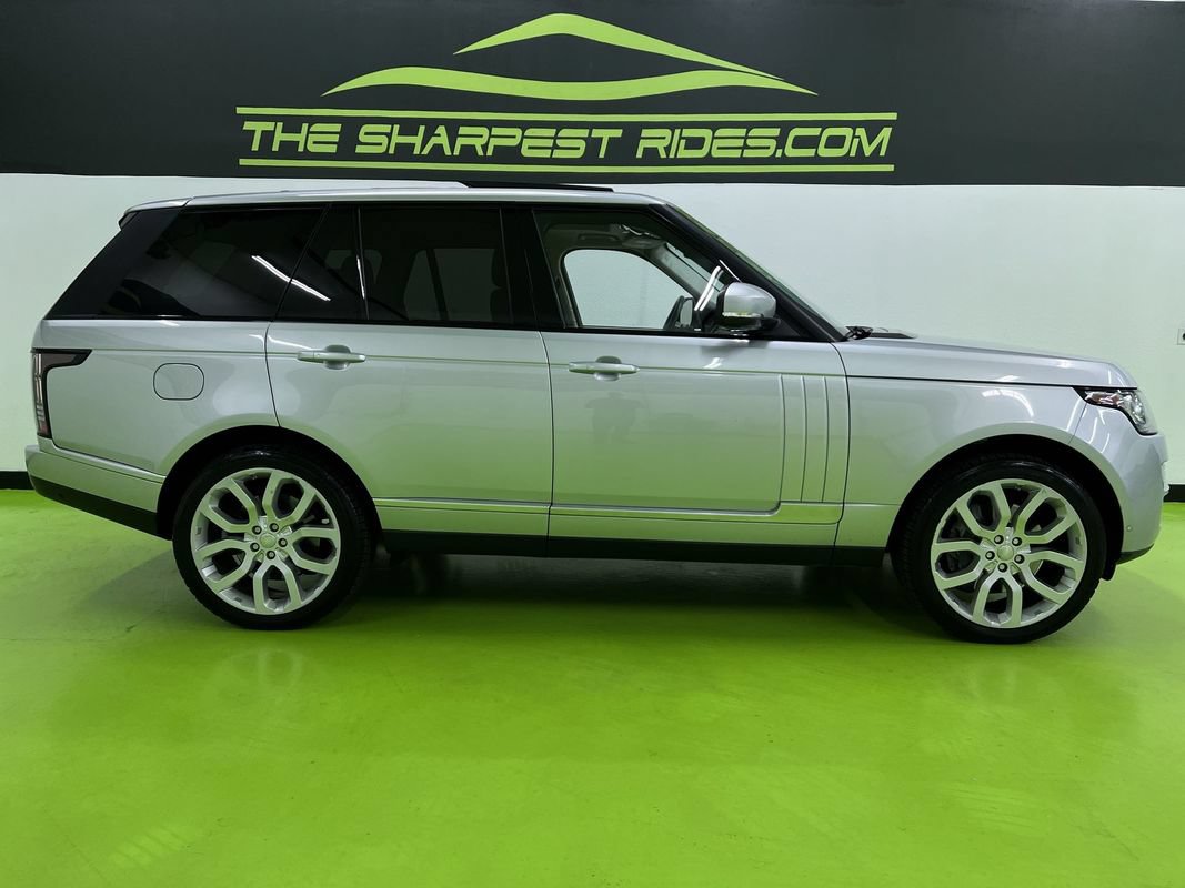 Used 2015 Land Rover Range Rover Supercharged AWD/4WD image 10