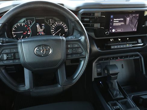 Used 2025 Toyota Tundra SR w/ SR Tow Package AWD/4WD image 14