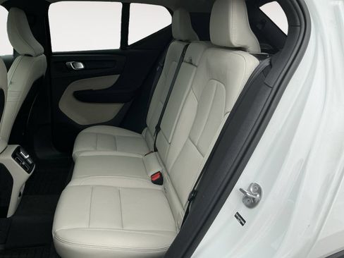 New 2026 Volvo XC40 B5 Plus w/ Protection Package Premier AWD/4WD image 13