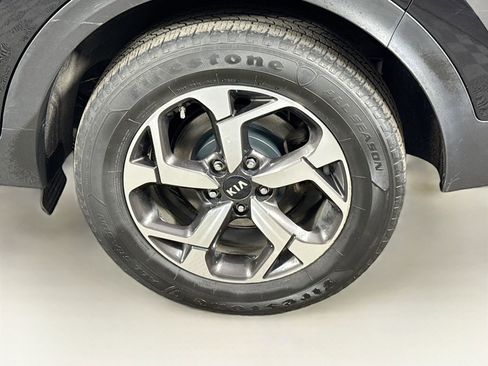 Used 2021 Kia Sportage LX image 9