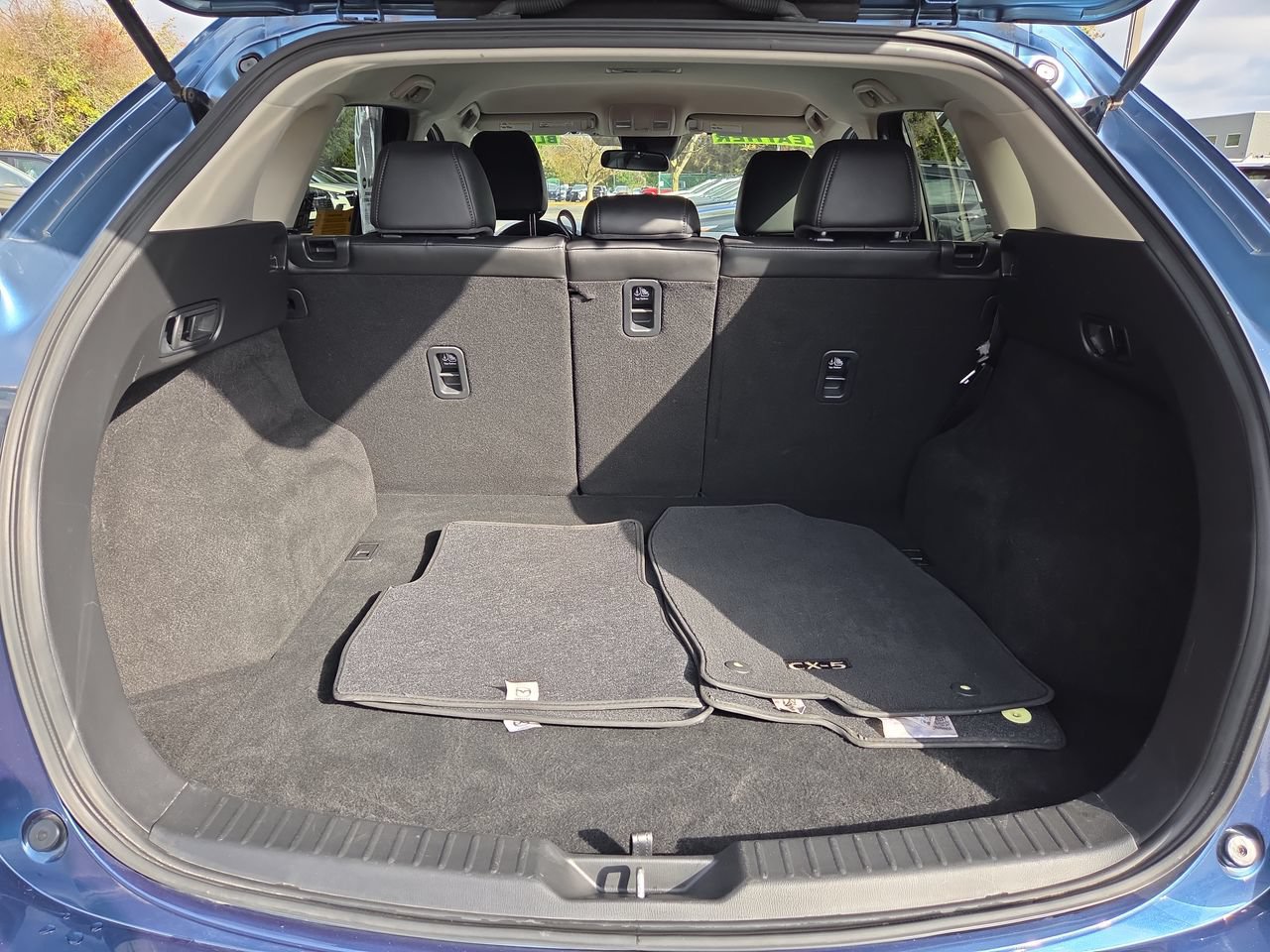 Used 2020 MAZDA CX-5 Touring FWD image 21