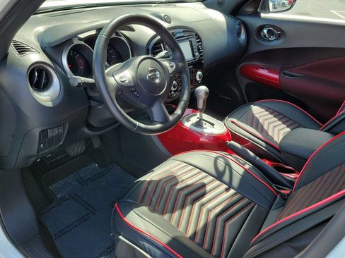 Used 2016 Nissan Juke SL FWD image 2