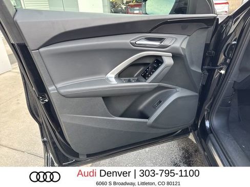 Used 2025 Audi Q5 Premium w/ 19" Wheel Package AWD/4WD image 13