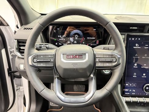 New 2026 GMC Terrain AT4 w/ LPO, Black Badging Package image 28