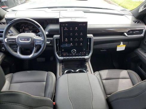 New 2026 GMC Yukon XL Elevation AWD/4WD image 8