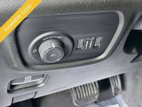 Used 2024 Jeep Grand Cherokee L Limited AWD/4WD image 10