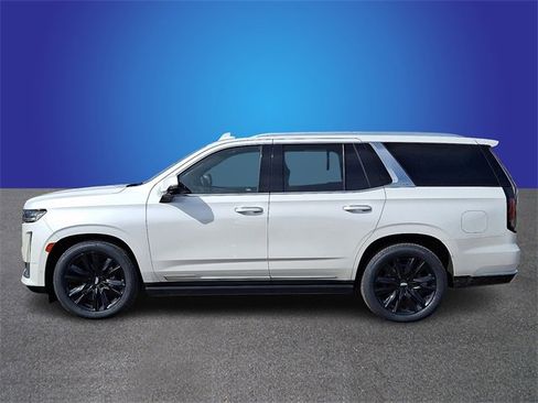 Certified 2022 Cadillac Escalade Premium Luxury w/ Performance Package image 7