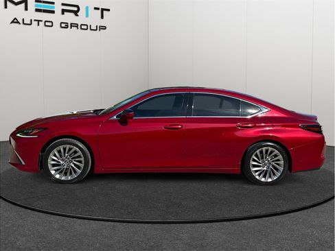 Used 2021 Lexus ES 350 Ultra Luxury w/ Accessory Package 2 FWD image 5