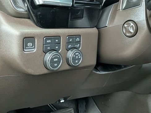 Used 2023 Chevrolet Silverado 1500 LTZ AWD/4WD image 13