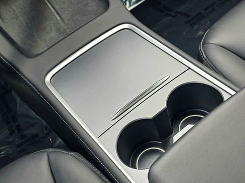 Used 2022 Tesla Model 3 Long Range image 33