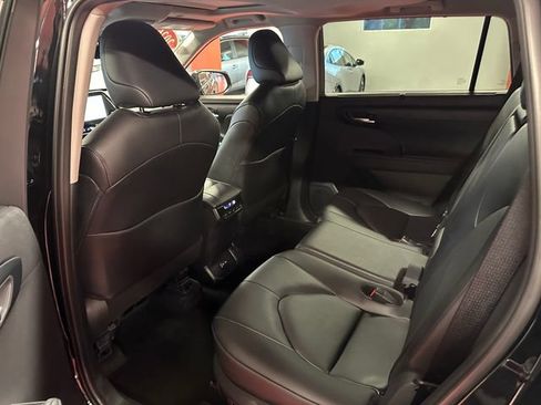 Certified 2026 Toyota Highlander XLE AWD/4WD image 13