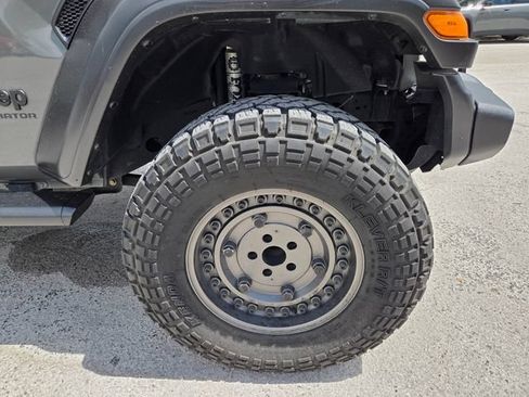 Certified 2020 Jeep Gladiator Sport w/ Quick Order Package 24S AWD/4WD image 20