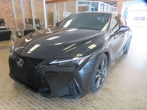 Used 2022 Lexus IS 350 F Sport w/ Navigation Package RWD image 1
