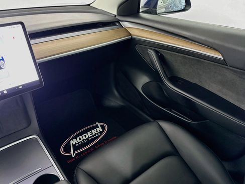 Used 2023 Tesla Model 3 Standard Range RWD image 32