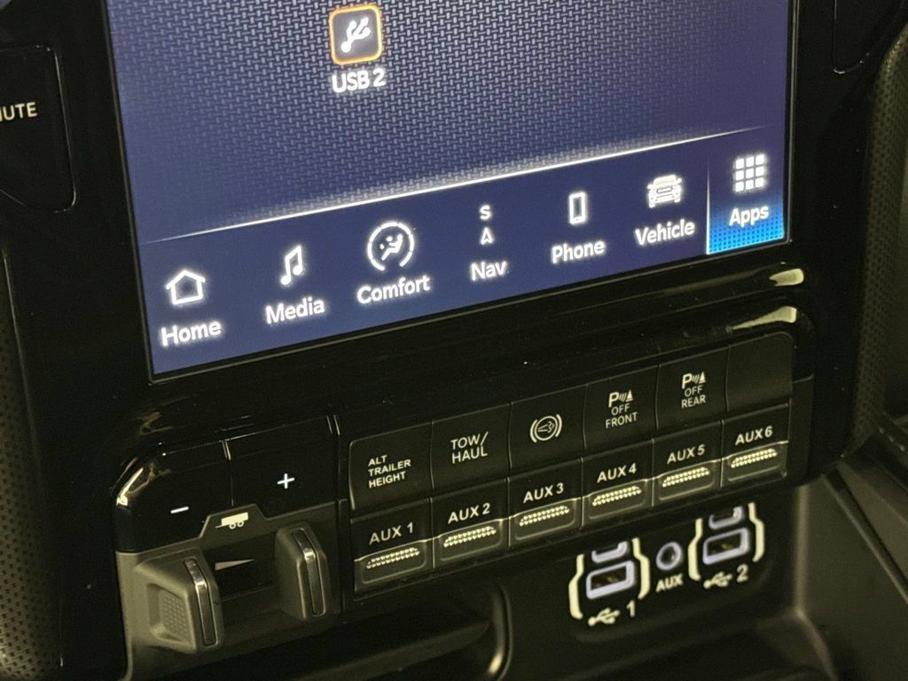 Certified 2024 RAM 2500 Limited AWD/4WD image 18