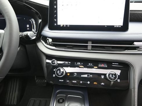 Certified 2024 BMW X3 sDrive30i w/ Premium Package image 30