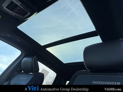 Used 2019 RAM 1500 Laramie image 19