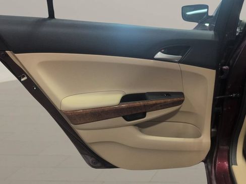 Used 2011 Honda Accord EX image 15