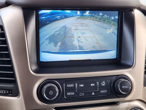 Used 2020 GMC Yukon Denali w/ Denali Premium Package RWD image 8