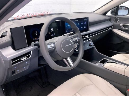 New 2025 Hyundai Sonata SEL image 7