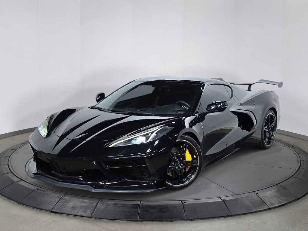 Used 2023 Chevrolet Corvette Stingray Coupe w/ Z51 Performance Package RWD image 1
