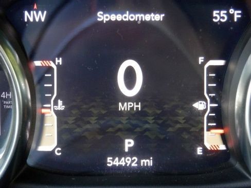 Used 2023 Jeep Wrangler Unlimited Sahara w/ LED Lighting Group AWD/4WD image 23