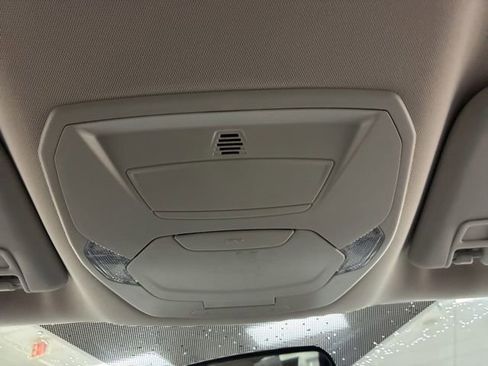 Used 2017 Ford Escape SE w/ SE Sport Appearance Package AWD/4WD image 36