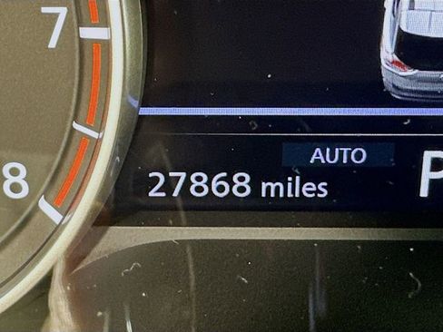 Used 2023 Nissan Rogue SV image 22