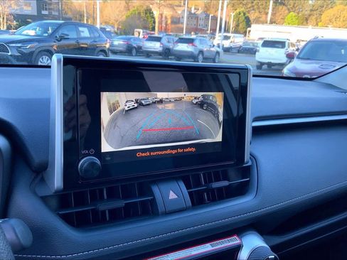 Used 2025 Toyota RAV4 LE image 28