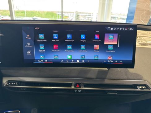 New 2026 BMW iX xDrive45 w/ M Sport Package image 27