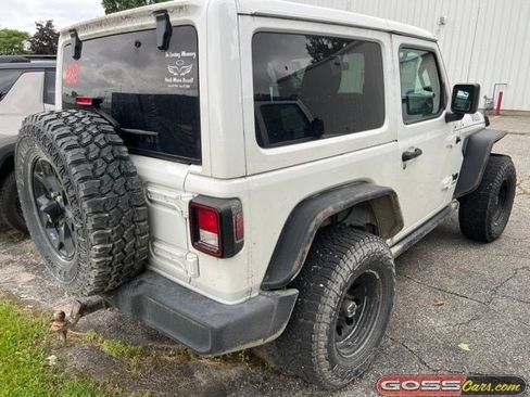 Used 2021 Jeep Wrangler Sport AWD/4WD image 3