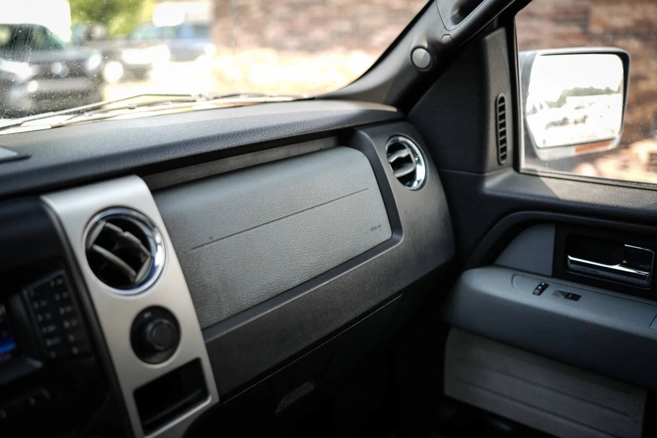Used 2013 Ford F150 XLT w/ Mid Equipment Group RWD image 30