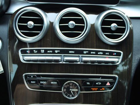 Used 2017 Mercedes-Benz C 300 Sedan image 21