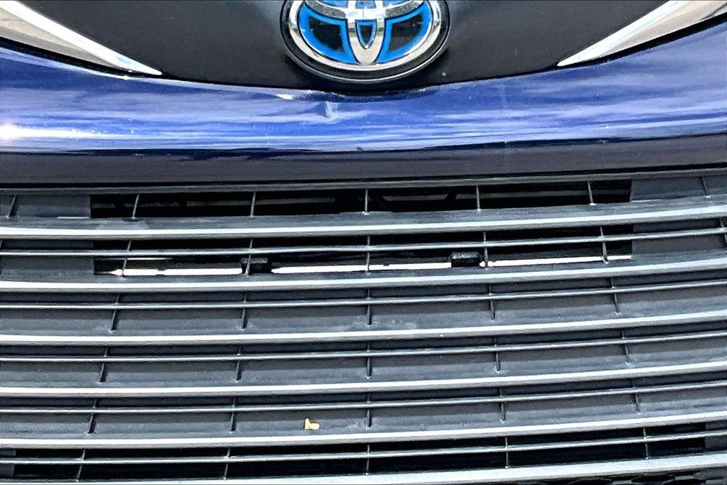 Used 2022 Toyota Sienna LE FWD image 8