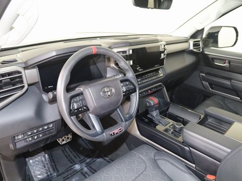 Used 2024 Toyota Sequoia Limited image 32