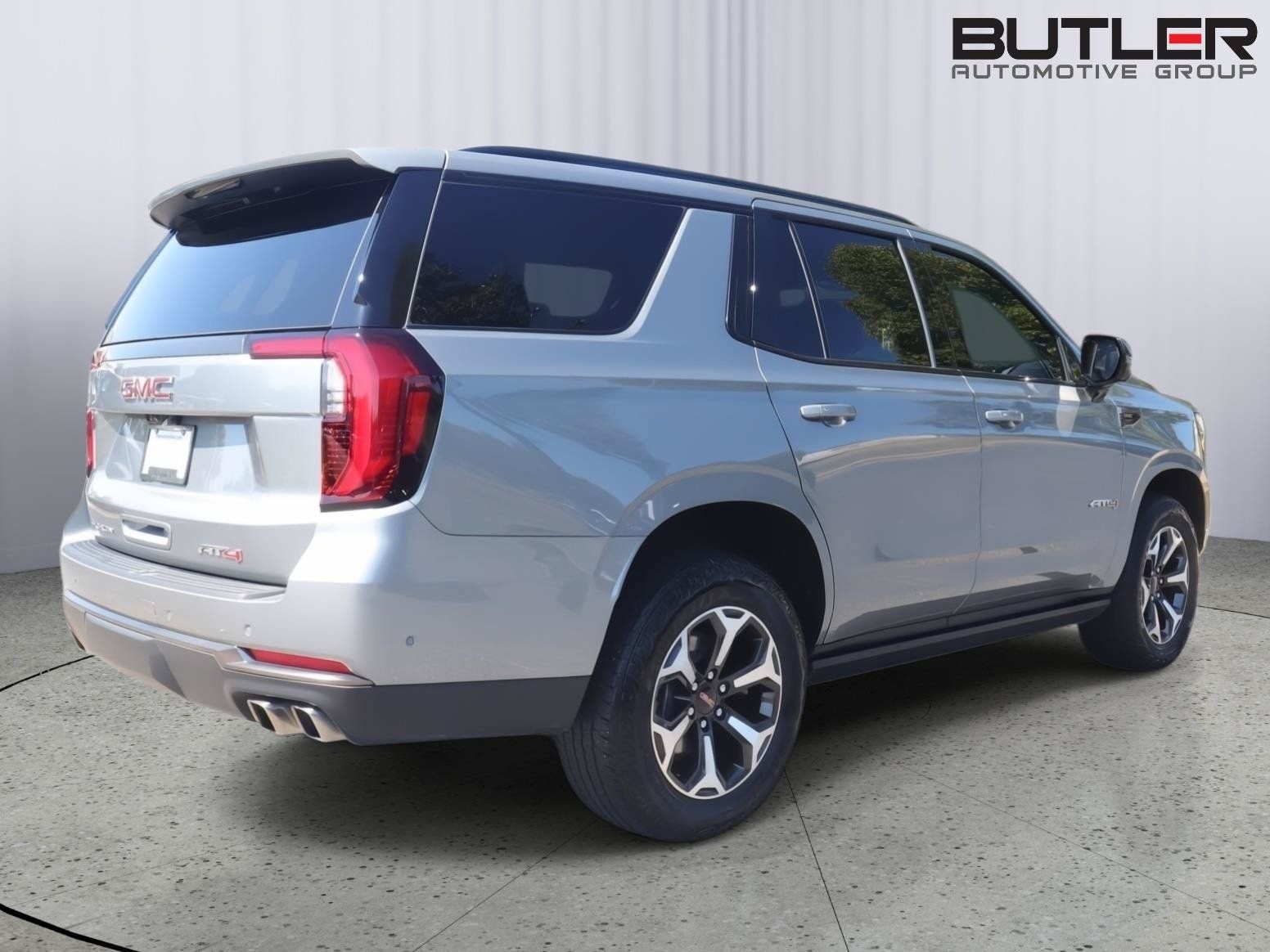 Used 2026 GMC Yukon AT4 Ultimate w/ LPO, Floor Liner Package AWD/4WD image 6