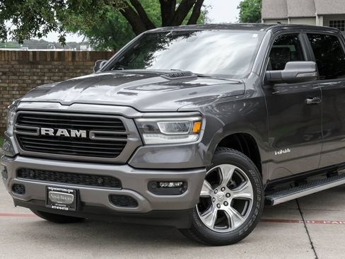 Used 2023 RAM 1500 Laramie AWD/4WD image 12