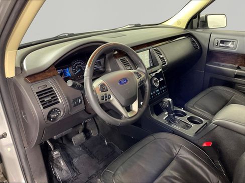 Used 2019 Ford Flex Limited FWD image 17