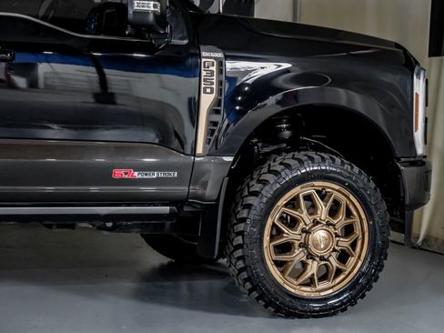 Used 2025 Ford F350 King Ranch image 7