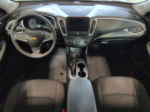 Used 2025 Chevrolet Malibu LT image 16