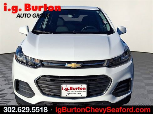 Used 2020 Chevrolet Trax LS w/ Tint and Cruise Package image 2