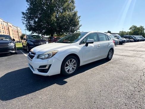 Used 2015 Subaru Impreza 2.0i Premium AWD/4WD image 4