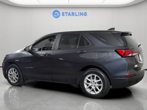 Used 2022 Chevrolet Equinox LS FWD image 5