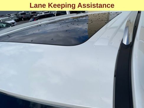 Used 2023 Ford Explorer Limited w/ Class IV Trailer Tow Package image 9