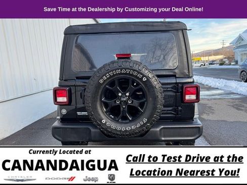 Used 2022 Jeep Wrangler Unlimited Sport AWD/4WD image 8