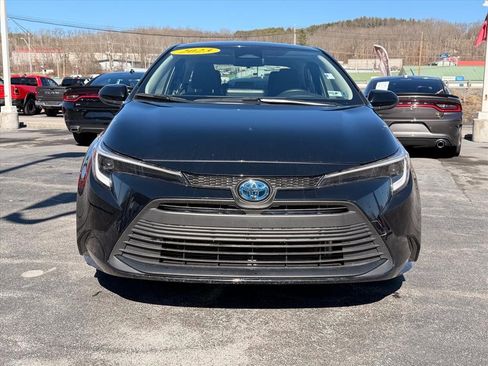 Used 2023 Toyota Corolla LE image 10