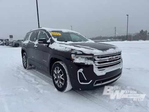 Used 2021 GMC Acadia SLE w/ Driver Convenience Package image 10