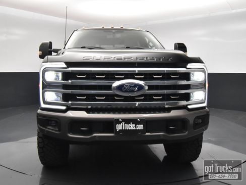 Used 2023 Ford F250 King Ranch w/ Tremor Off-Road Package AWD/4WD image 54