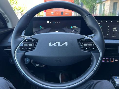 Used 2022 Kia EV6 Wind AWD/4WD image 19